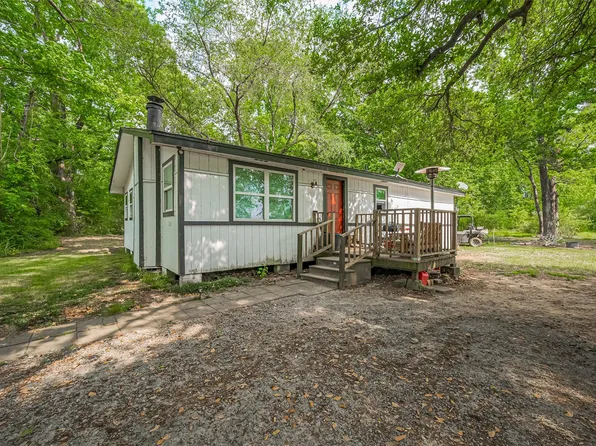 523 County Road 2073, Hull, TX 77564