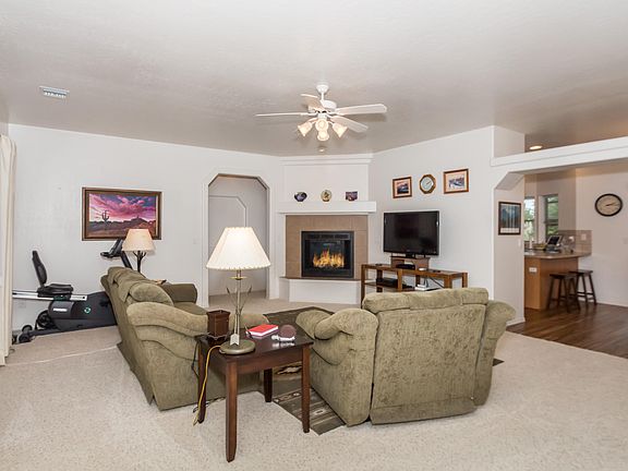 4th image of 7764 E Bramble Berry Ln