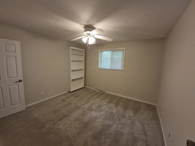 6386 Taylor Rd — Photo 13
