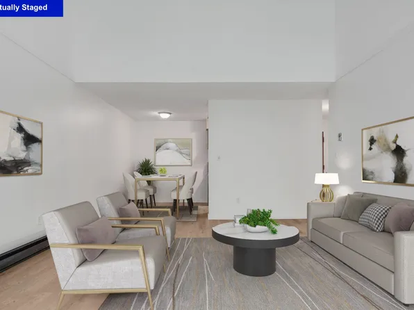 4363 Halifax St #311, Burnaby, BC V5C 5Z3