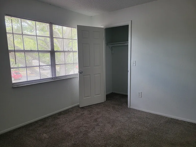 Oak Ridge Apartments — Photo 29