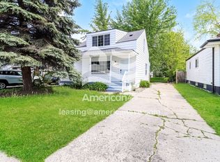 23790 Tuscany Ave, Eastpointe, MI