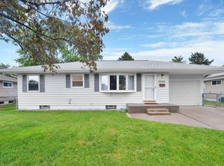 3830 Security Dr, Grove City, OH