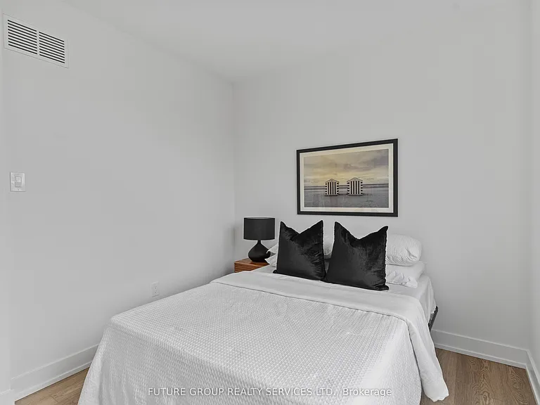 15 Acorn Ave #3 — Photo 36