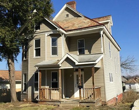 1st image of 814 Swann St