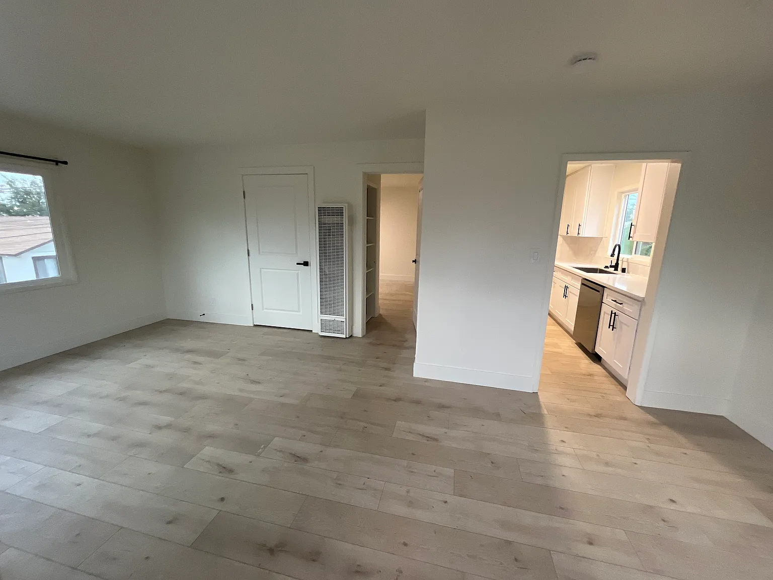 1 bed, 550 sqft, $2,295 — Photo 2
