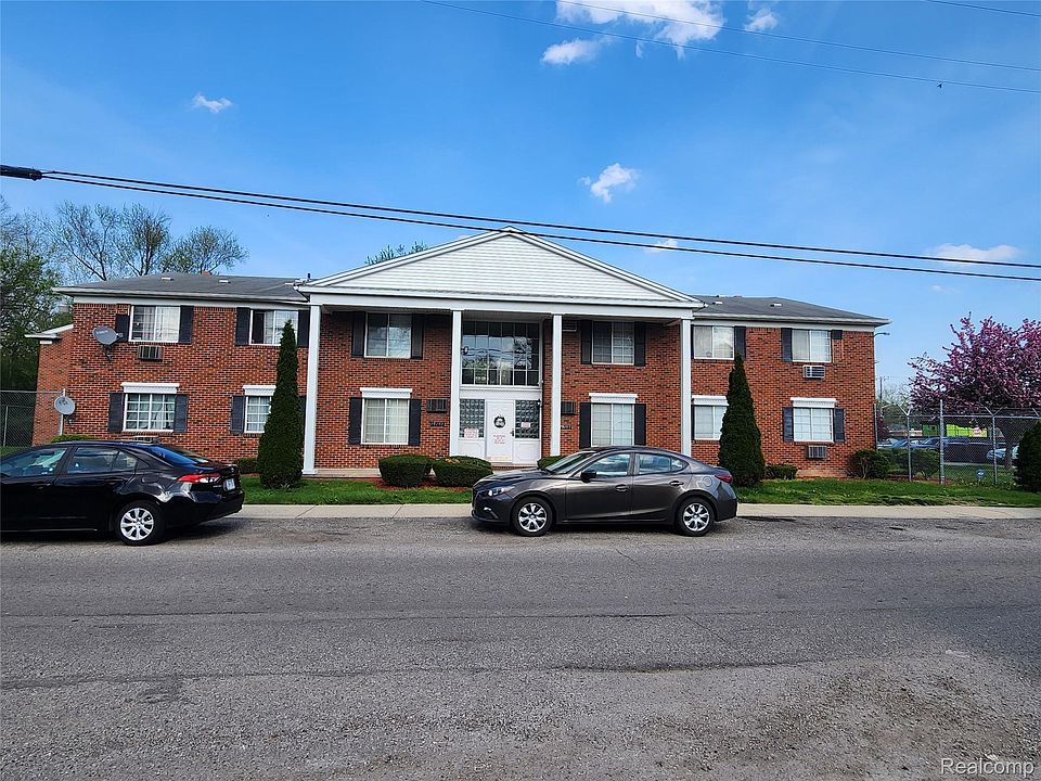 1st image of 19160 Winston St APT 121