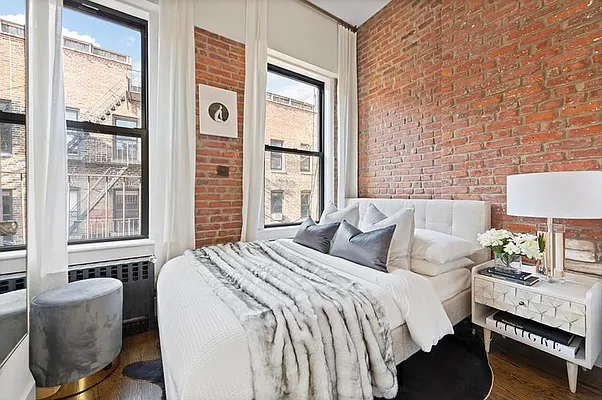 Rented by Douglas Elliman | media 3