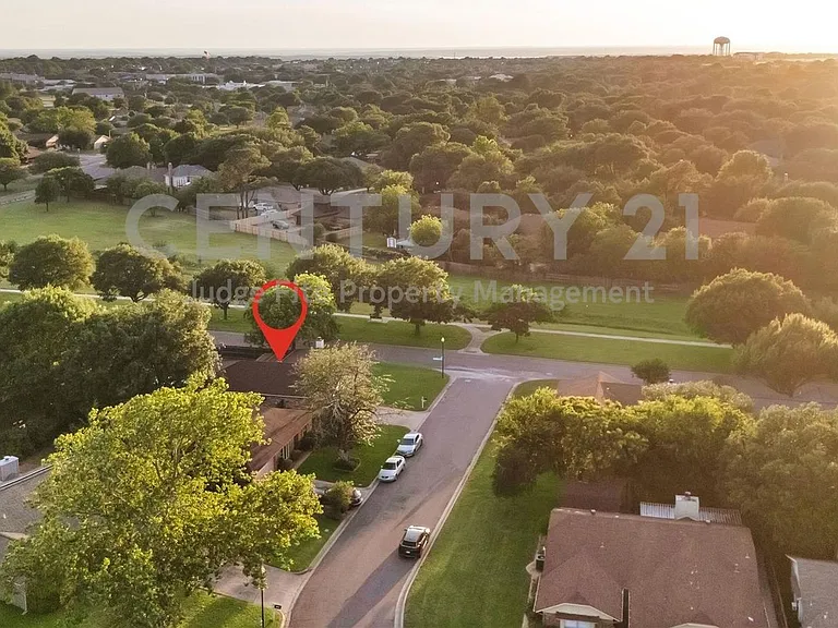 7357 Channel View Dr — Photo 37