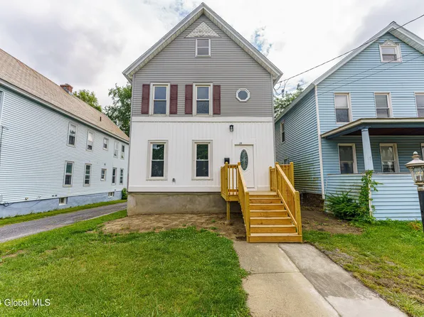 24 Pulver Avenue, Ravena, NY 12143