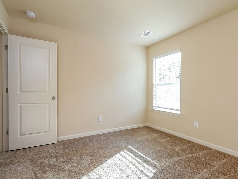 704 Plow Point — Photo 14