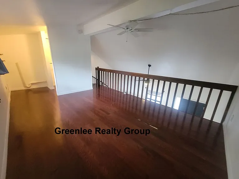 2142 Bradford St #325 — Photo 10
