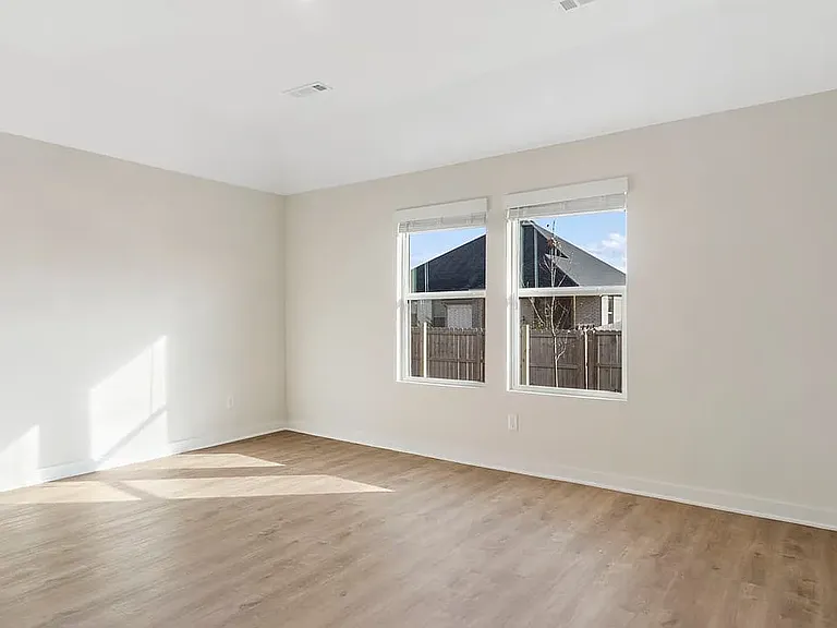 4791 W Folsom St — Photo 6