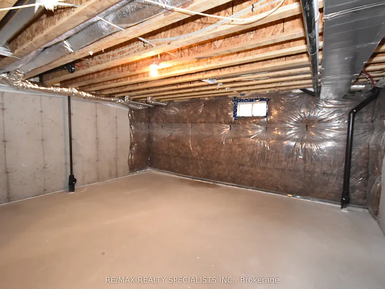 12 Velvet Way — Photo 29