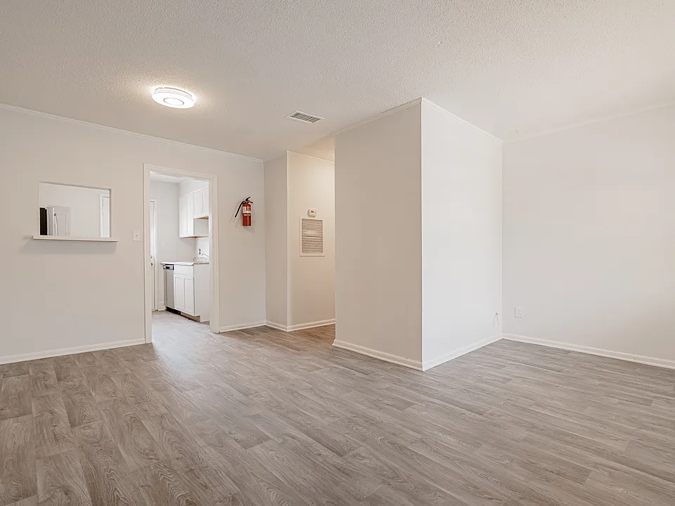 320 S Beltline Blvd #33H