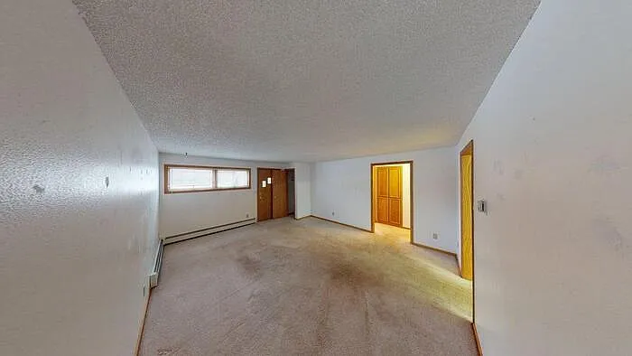 2 bed, 1.0 bath, $899 — Photo 4