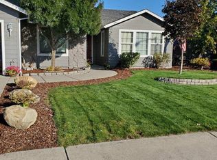 1670 Naples Dr, Central Pt, OR 97502