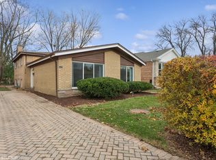 608 Lavergne Ave, Wilmette, IL