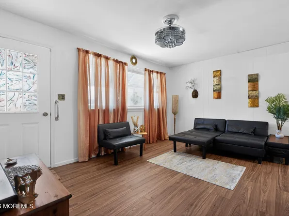 19 Ashwood Drive, Brick, NJ 08723