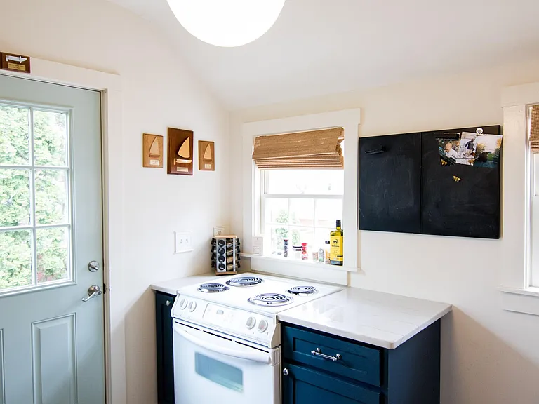 11 Milburn Ct — Photo 7