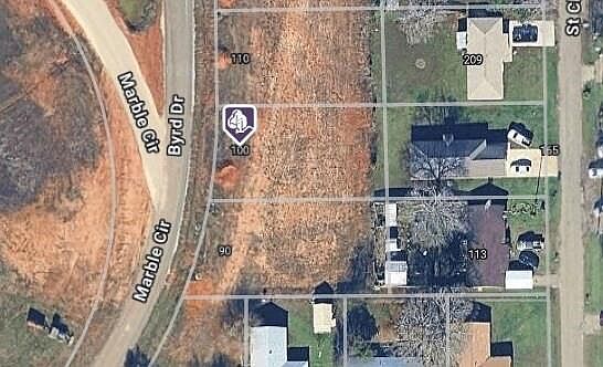2nd image of 100 Baird Ln