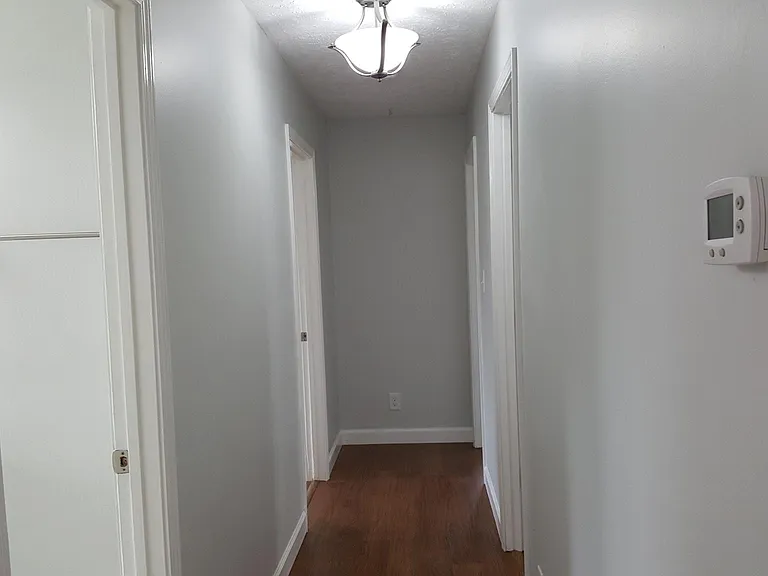 1221 Bethesda Rd — Photo 18