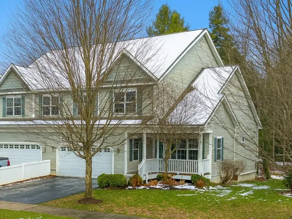 16 Dunbar Drive, Essex Junction, VT 05452