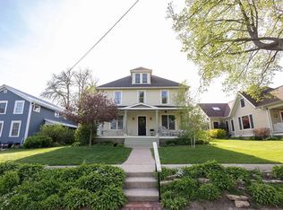 212 N Iowa St, Mineral Point, WI 53565