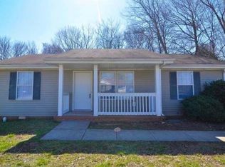 500 Edmondson Ferry Ct, Clarksville, TN 37040
