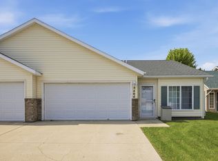 3404 38th St S, Moorhead, MN 56560