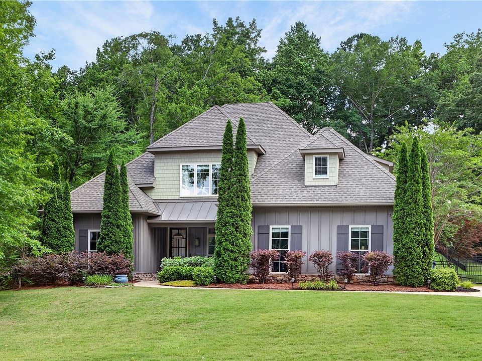 1st image of 1569 Club Creek Dr