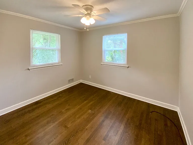 4323 Collingwood Dr — Photo 9