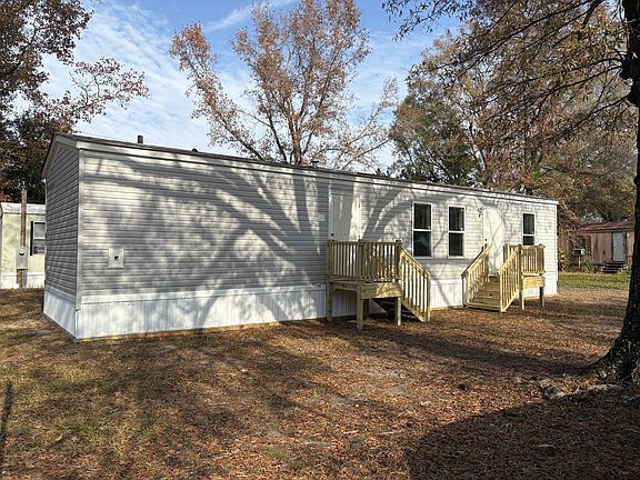 2nd image of 903 Salters St