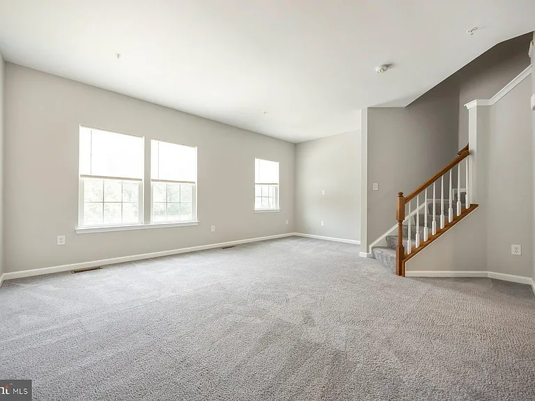 947 Chase Walk — Photo 12