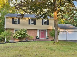 15 Sheridan Rd, Andover, MA 01810