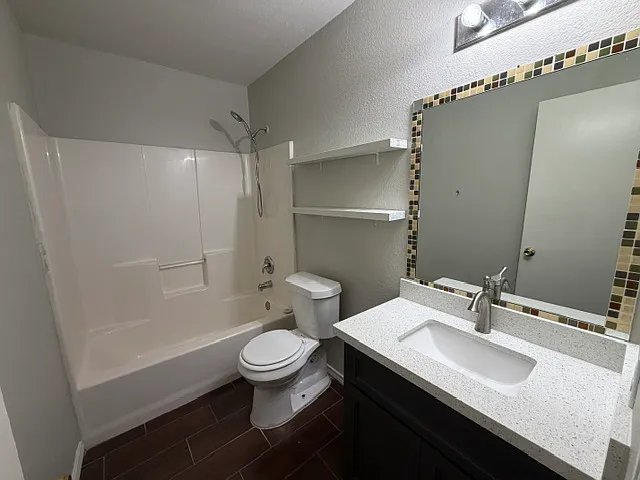 3713 Zinnia Ave — Photo 10