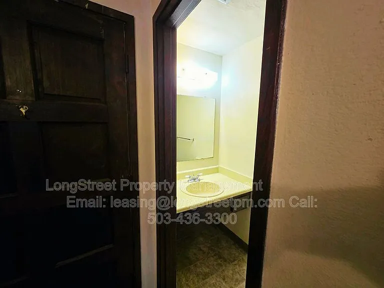 2135 NW Highland Dr #1 — Photo 5