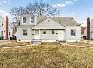 24650 Cloverlawn St, Oak Park, MI 48237