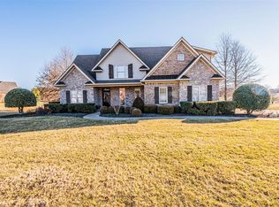 1228 Lakemere Ave, Bowling Green, KY 42103