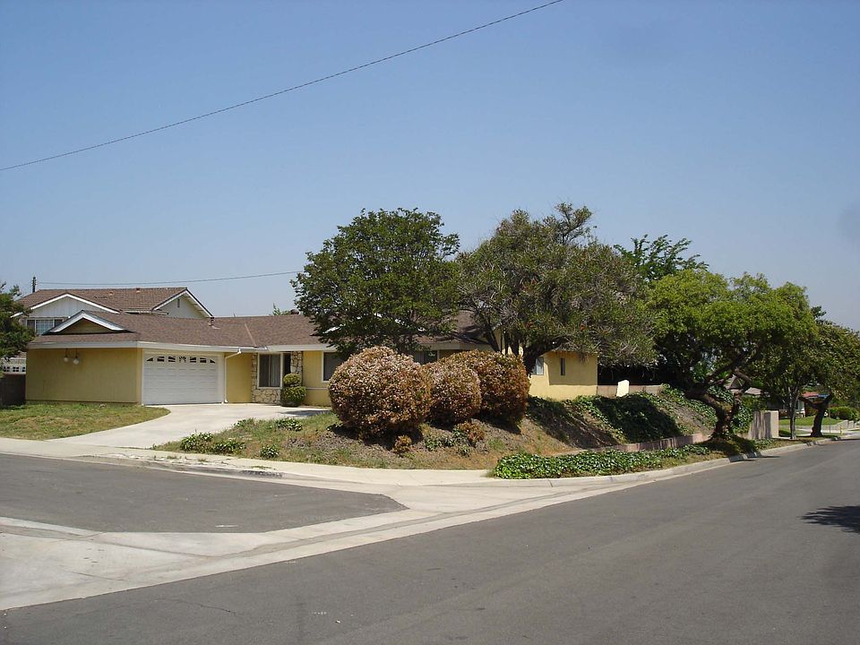 2nd image of 15339 Elkhill Dr