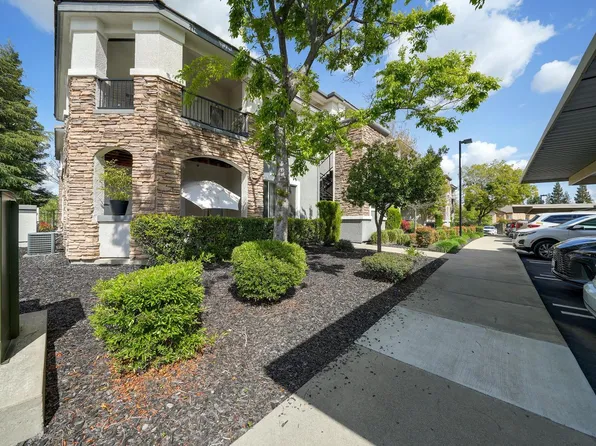 701 Gibson Drive #2014, Roseville, CA 95678