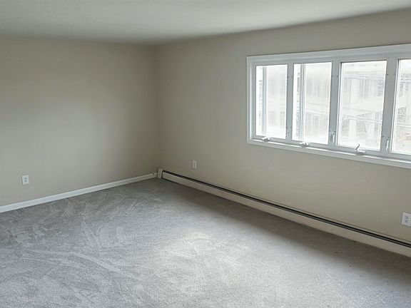 3rd image of 20 Oak St #2
