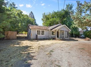 2011 Camp Baker Rd, Medford, OR 97501