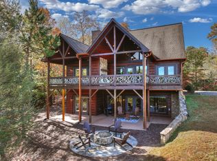 360 Hope Dr, Blue Ridge, GA 30513