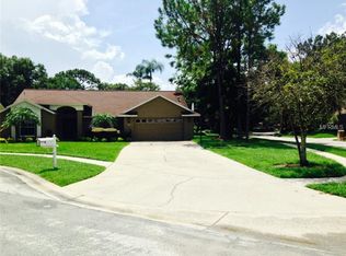 12917 Oak Shadow Pl, Tampa, FL 33624