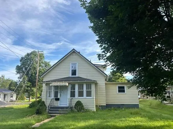 113 3rd St, New London, OH 44851