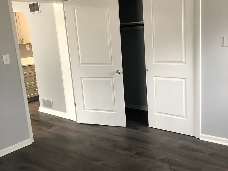 1640 Exeter Rd — Photo 10