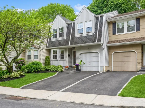 31 Manors Drive, Jericho, NY 11753