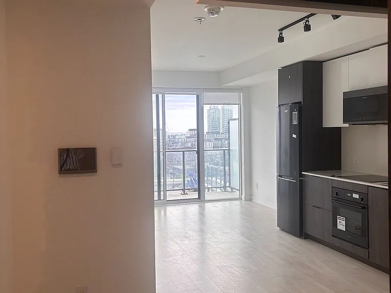 5 Defries St #1404 — Photo 21