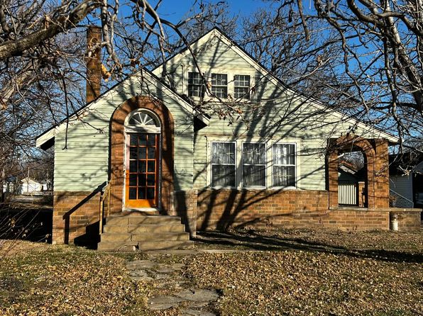 308 24th St, Wilson, KS 67490